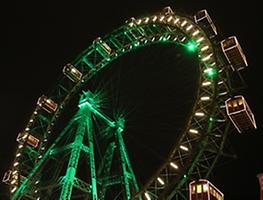 Wien bei Nacht: Riesenrad. Foto Doris Wolf, 2014 Wien bei Nacht: Riesenrad. Foto Doris Wolf, 2014