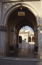 Das Tor zum Rattentempel von Deshnoke Das Tor zum Rattentempel von Deshnoke