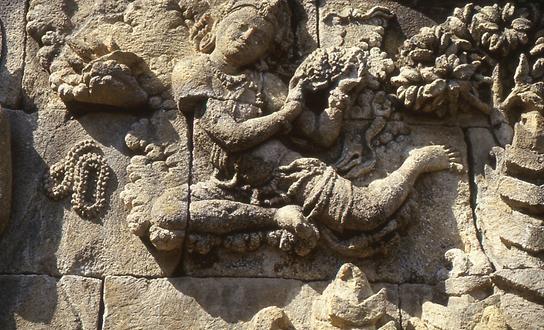 Apsaras, Engel, die im „Knieflug“ daherschweben Apsaras, Engel, die im „Knieflug“ daherschweben